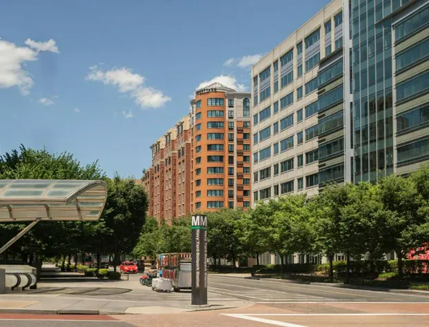 Courtyard by Marriott Washington Capitol Hill/Navy Yard hotel detail image 1