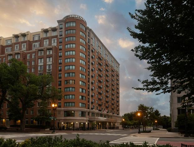 Courtyard by Marriott Washington Capitol Hill/Navy Yard hotel detail image 2