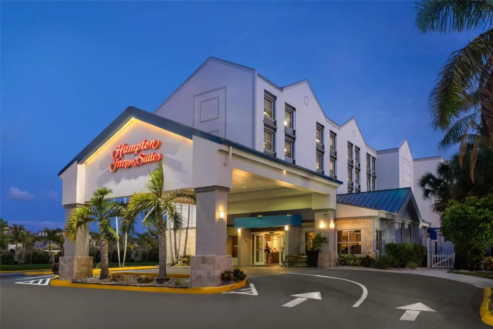 Hampton Inn & Suites Ft. Lauderdale Arpt/South Cruise Port hotel hero