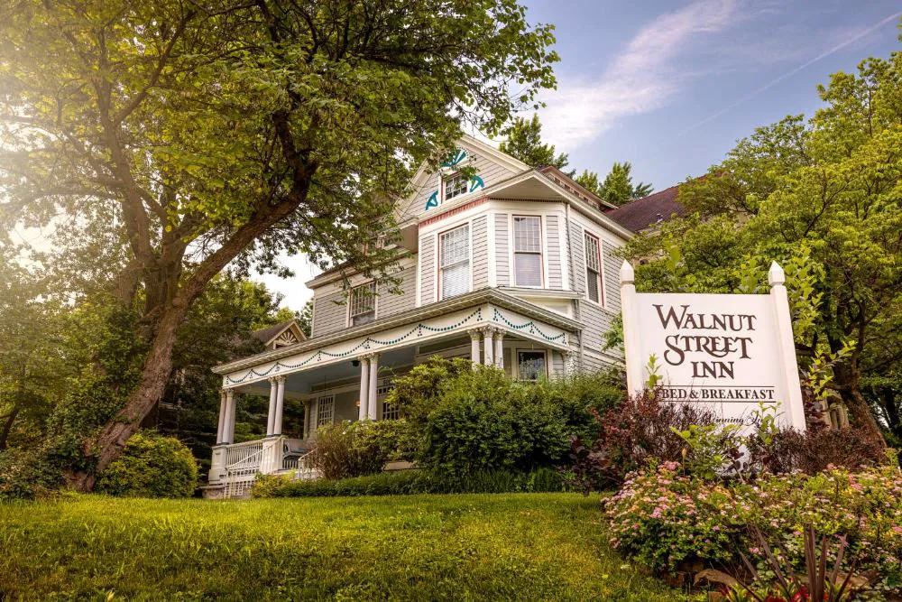 Walnut Street Inn hotel hero
