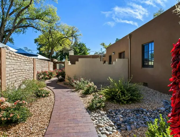 Casas de Suenos Old Town Historic Inn, an Ascend Collection Hotel hotel detail image 2