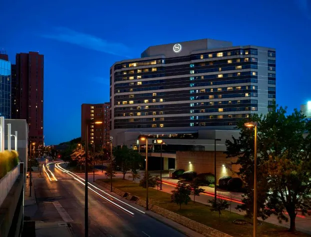 Sheraton Inner Harbor Hotel hotel detail image 1