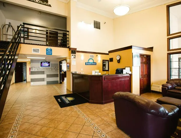 Days Inn by Wyndham Minot hotel detail image 2