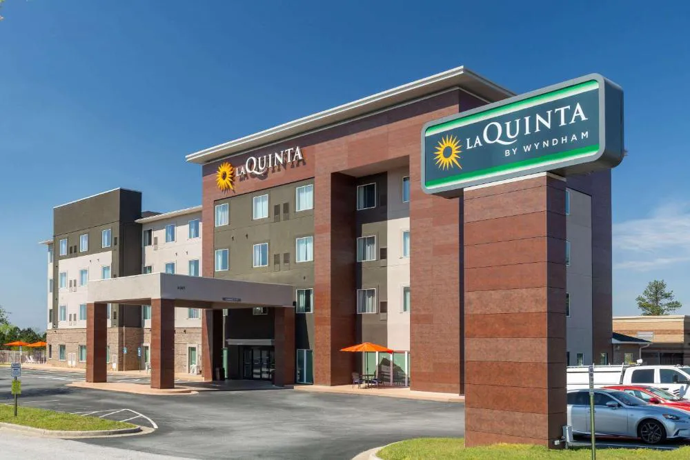 La Quinta Inn & Suites by Wyndham Augusta/Fort Eisenhower hotel hero