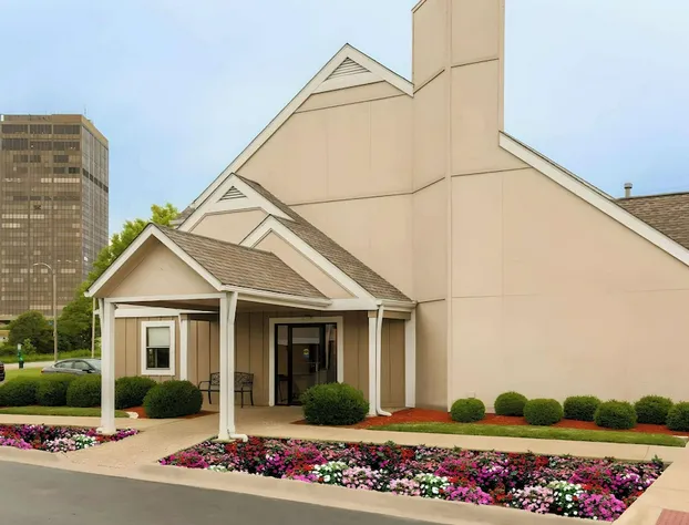 MainStay Suites St. Louis - Galleria hotel detail image 2