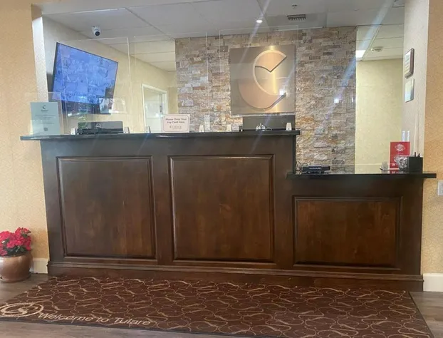Comfort Suites Tulare Sequoia Gateway hotel detail image 4