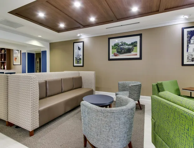 Holiday Inn Express & Suites Columbus – Fort Benning Maingate by IHG hotel detail image 2