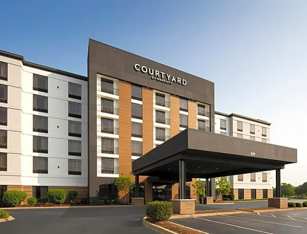 Courtyard by Marriott Louisville Airport hotel detail image 3