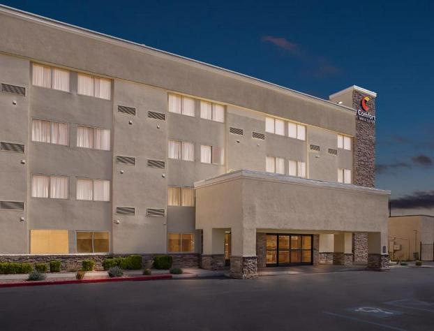 Comfort Inn and Suites Albuquerque Downtown hotel detail image 2
