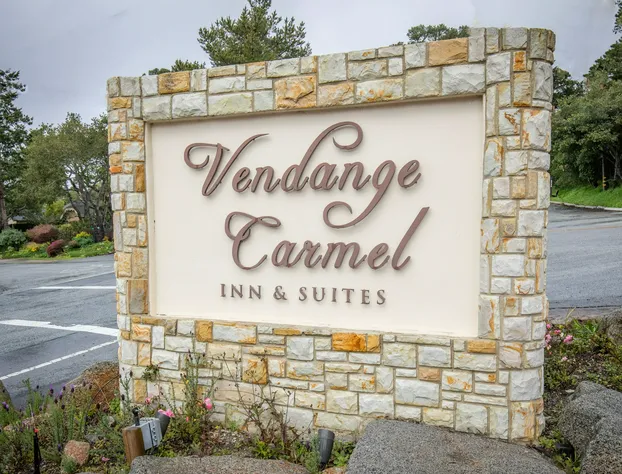 Vendange Carmel Inn & Suites hotel detail image 1