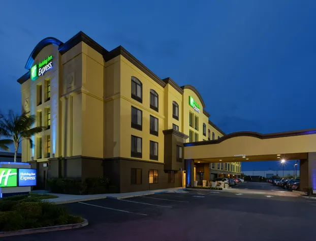 Holiday Inn Express San Francisco-Airport North by IHG hotel detail image 1