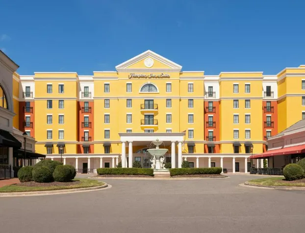 Hampton Inn & Suites Charlotte/South Park at Phillips Place hotel detail image 1