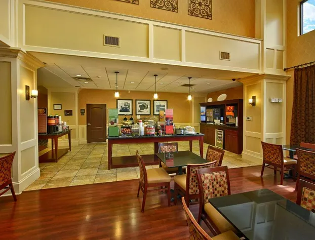 Hampton Inn & Suites Sevierville @ Stadium Drive hotel detail image 1