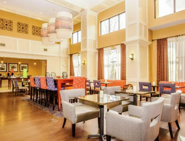 Hampton Inn & Suites Sevierville @ Stadium Drive hotel detail image 2