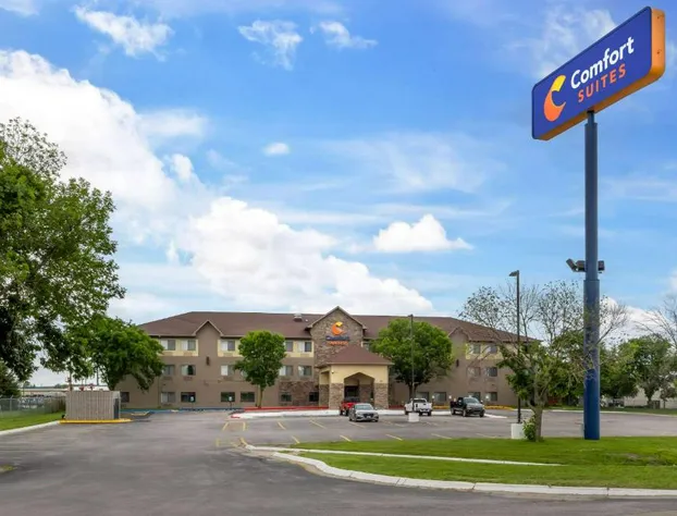 Comfort Suites Omaha East-Council Bluffs hotel detail image 2