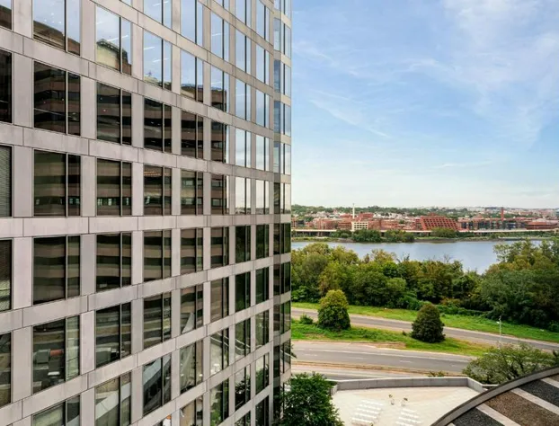 Le Meridien Arlington hotel detail image 1