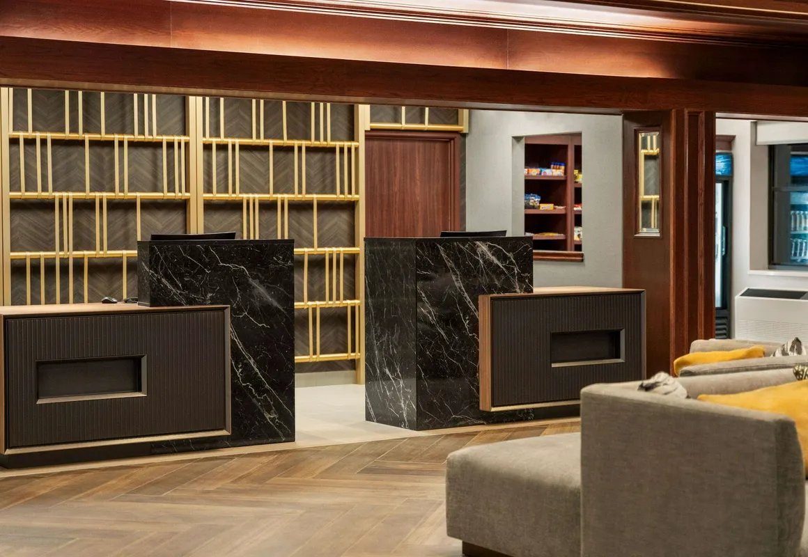 La Quinta Inn & Suites by Wyndham Madison American Center hotel hero