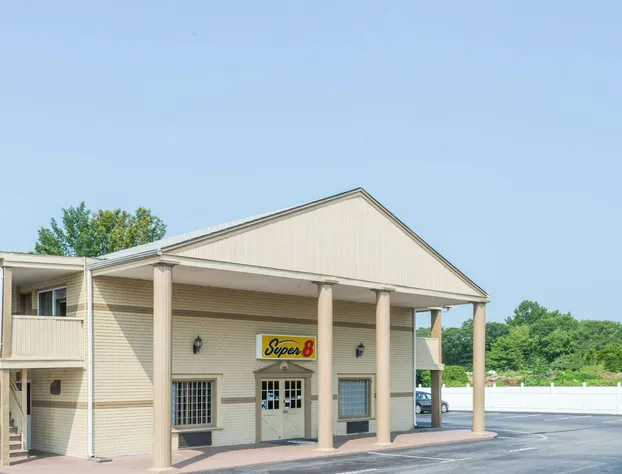 Super 8 by Wyndham Old Saybrook hotel detail image 1