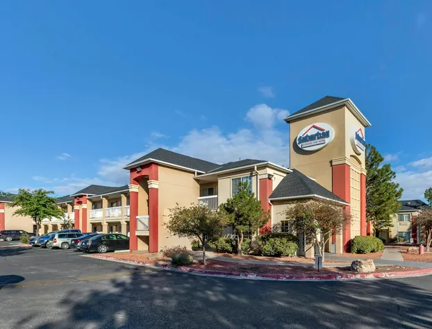 Suburban Studios Albuquerque Uptown hotel detail image 3