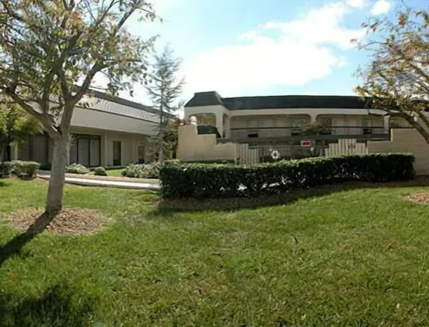 Ramada by Wyndham Lebanon hotel detail image 1