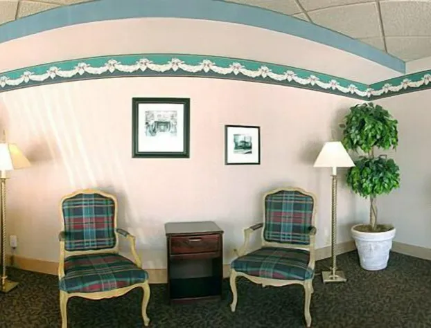 Ramada by Wyndham Lebanon hotel detail image 4