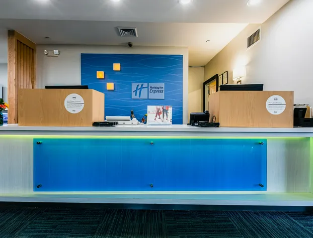 Holiday Inn Express Hotel & Suites Hamburg by IHG hotel detail image 3