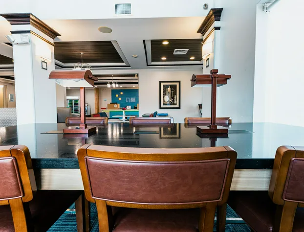 Holiday Inn Express Hotel & Suites Hamburg by IHG hotel detail image 4