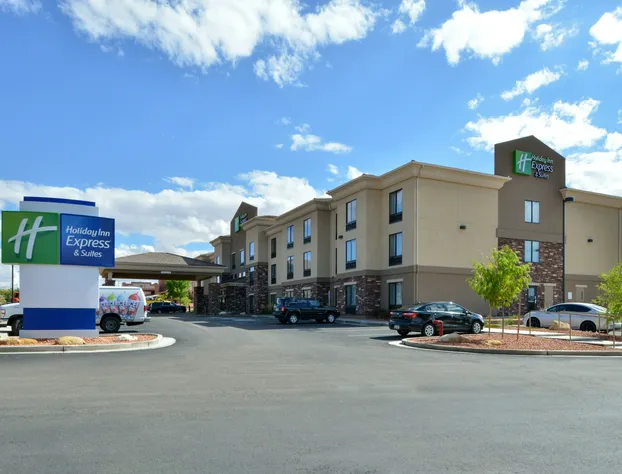 Holiday Inn Express & Suites Page - Lake Powell Area by IHG hotel detail image 1