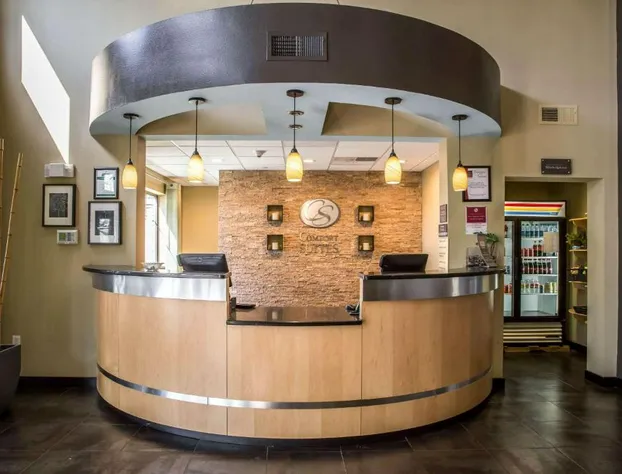 Comfort Suites New Bern near Cherry Point hotel detail image 2