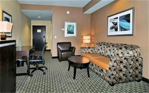 Comfort Suites New Bern near Cherry Point hotel detail image 3