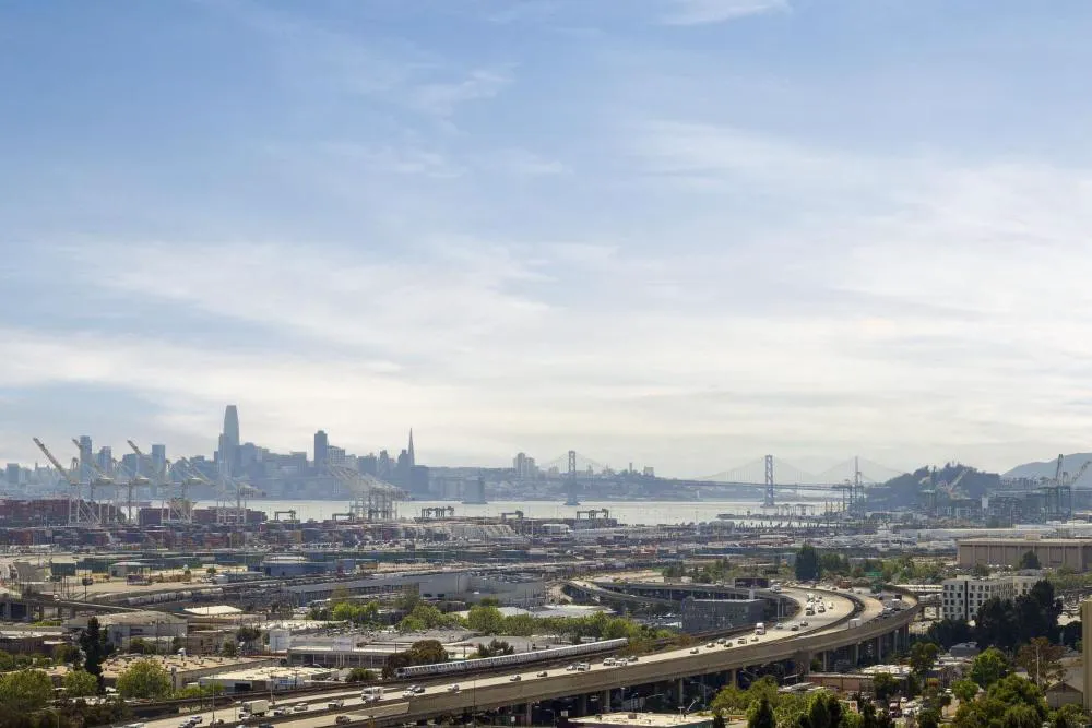 Oakland Marriott City Center hotel hero