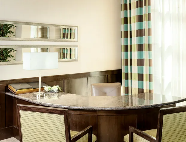 Crowne Plaza Anchorage Midtown by IHG hotel detail image 3