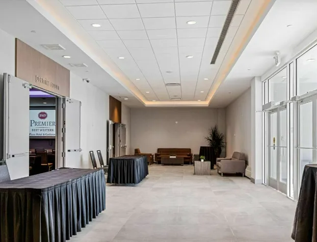 Best Western Premier Calgary Plaza Hotel & Conference Centre hotel detail image 4