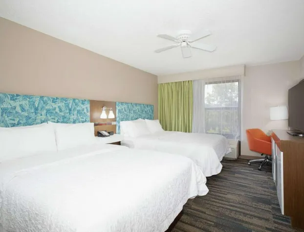 Hampton Inn & Suites Kansas City-Merriam hotel detail image 4