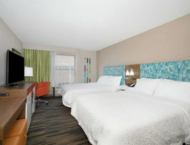 Hampton Inn & Suites Kansas City-Merriam hotel detail image 3