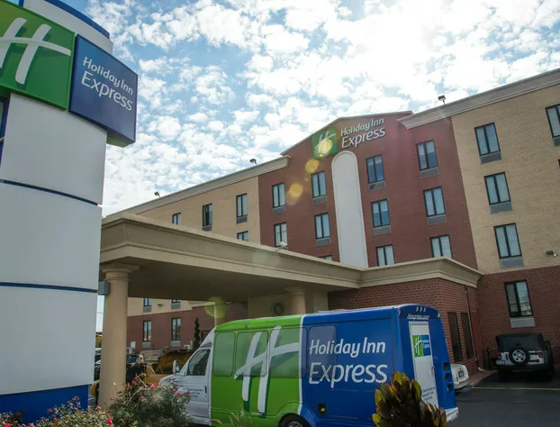 Holiday Inn Express Kennedy Airport hotel detail image 2