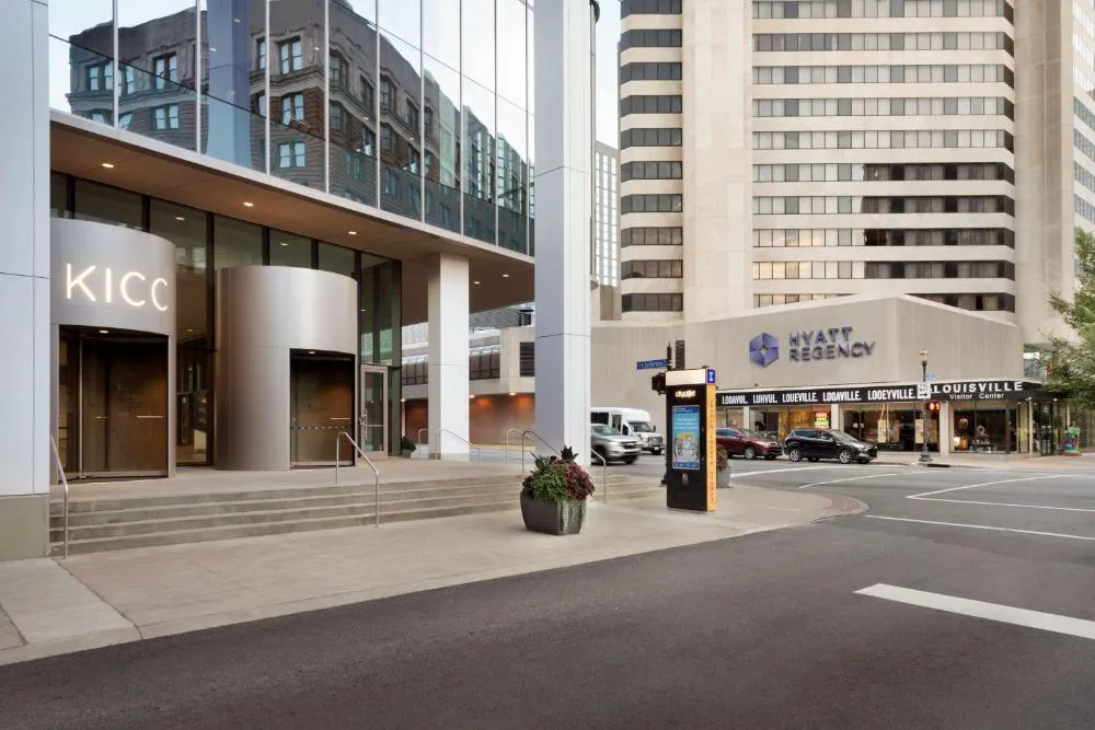 Hyatt Regency Louisville hotel hero