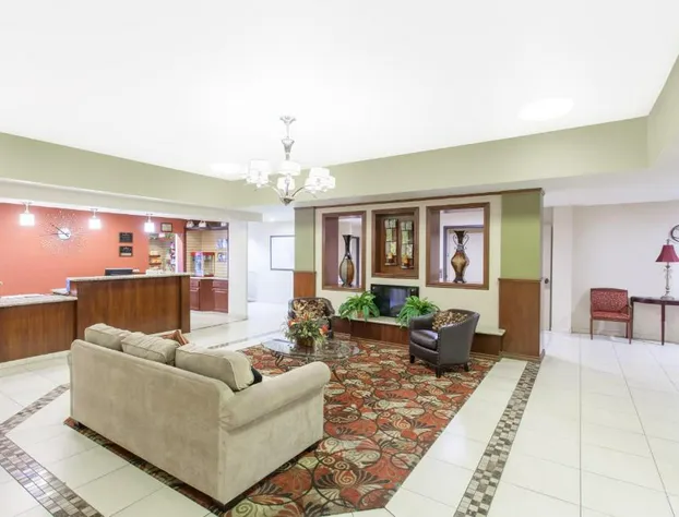 Ramada by Wyndham Fresno Northwest hotel detail image 3