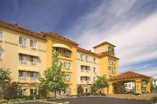 La Quinta Inn & Suites by Wyndham Smyrna TN - Nashville hotel detail image 1