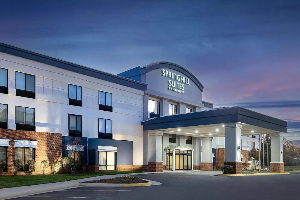 SpringHill Suites Alexandria hotel hero