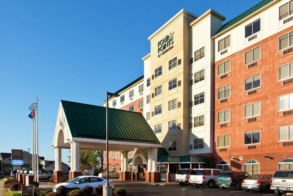 Four Points by Sheraton Louisville Airport hotel hero