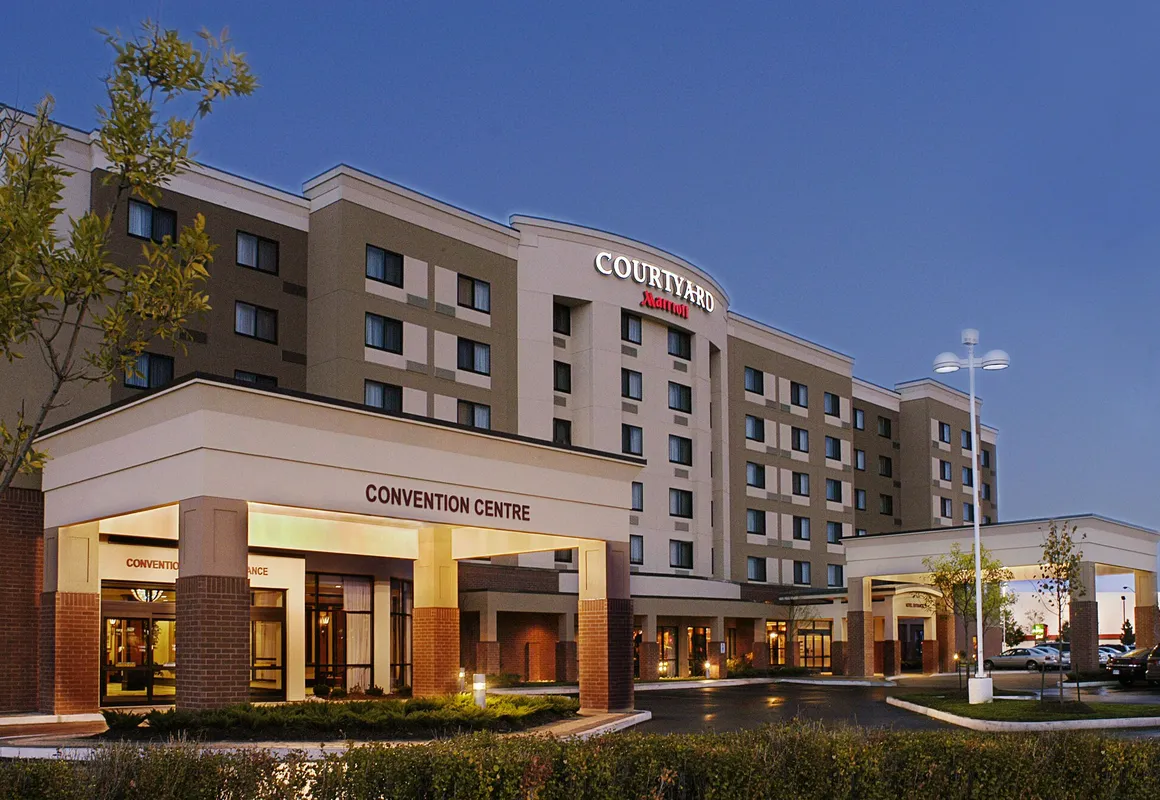 Courtyard by Marriott Toronto Brampton hotel hero