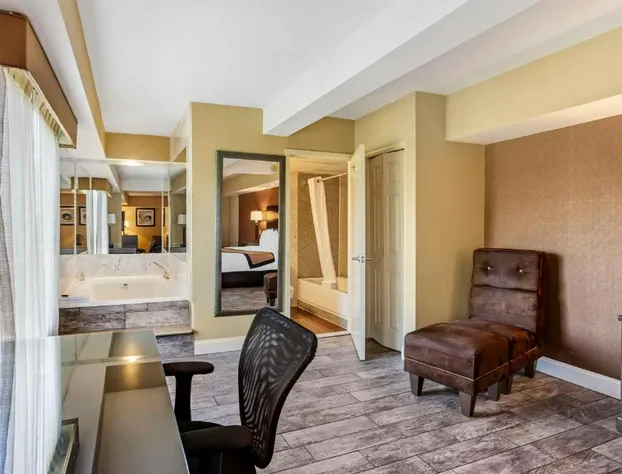 Best Western Plus Newark Airport West hotel detail image 3