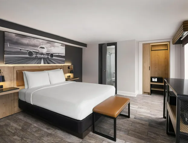 Best Western Plus Newark Airport West hotel detail image 1