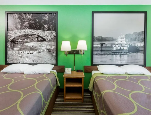 Super 8 by Wyndham Sioux City South hotel detail image 1