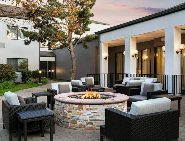 Courtyard by Marriott San Francisco Airport hotel detail image 2