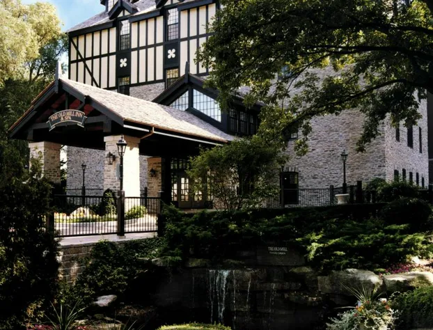 Old Mill Toronto hotel detail image 4