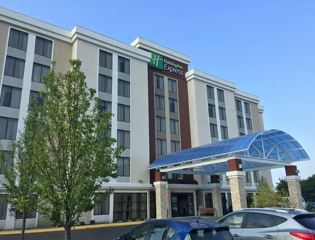 Holiday Inn Express Chicago NW - Arlington Heights by IHG hotel detail image 2