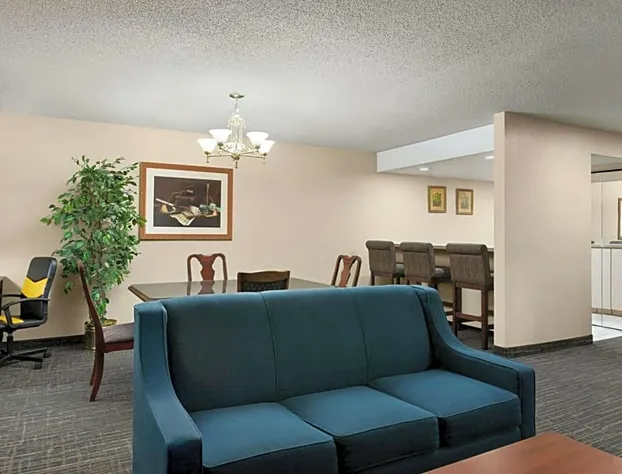 Baymont by Wyndham Sioux Falls West (67058) Sioux/ Near Airport hotel detail image 4