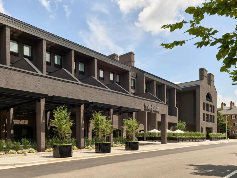 Hotel AKA Alexandria hotel hero